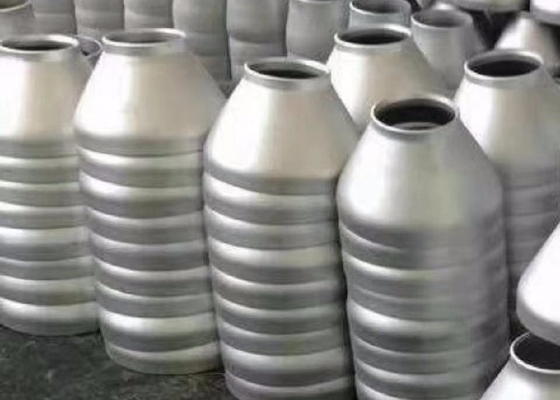 ASME WPB الكربون الصلب المخفض Sch40 أنبوب المخفض غريب الأطوار