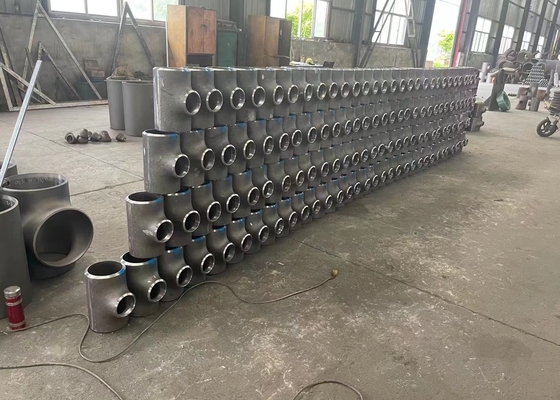 Asme B16.9 Astm A 234 Wpb تقليل نقطة الإنطلاق لحام بعقب Wp304 / L 316 / L S2205 S32750