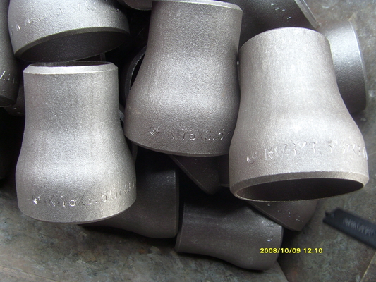 ANSI B16.9 Buttweld Concentric Reducer 16Mn Black Painting