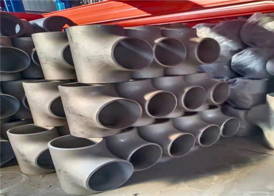 تركيبات الأنابيب الملحومة بالضغط على البارد Q195 Q345 سطح الزيت الشفاف