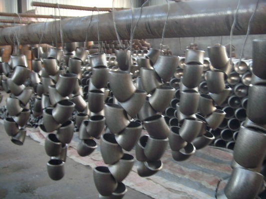 ASME A234 4 بوصة 45 درجة الكوع BV SGS صب لحام للمعدات الهيدروليكية